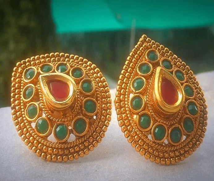 7 Gold Earrings Designs For Daily Use  ZeroKaata Studio